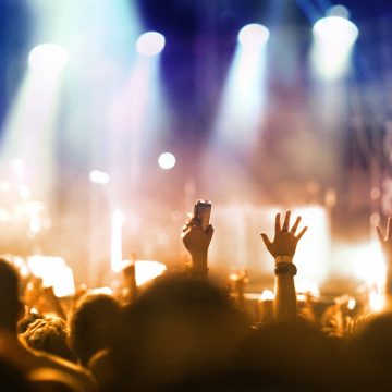 Điều gì khiến thế hệ millennials yêu thích các thương hiệu tài trợ cho các lễ hội âm nhạc đến vậy?