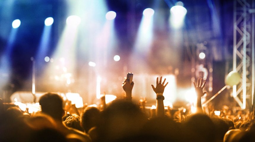 Điều gì khiến thế hệ millennials yêu thích các thương hiệu tài trợ cho các lễ hội âm nhạc đến vậy?