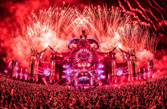 Điều gì khiến màn Closing của Defqon.1 thần thánh đến vậy?